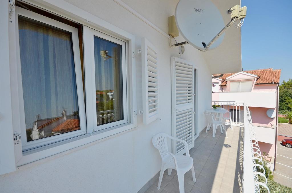 Apartments Sime Vodice Luaran gambar
