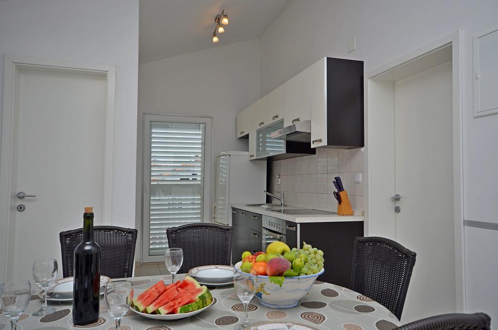 Apartments Sime Vodice Luaran gambar