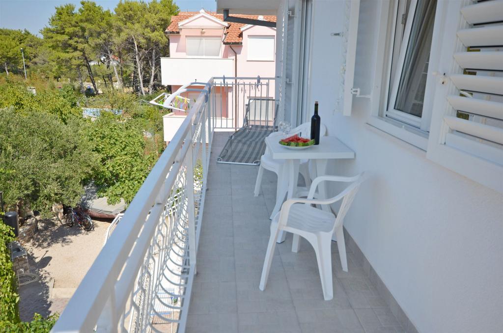 Apartments Sime Vodice Luaran gambar