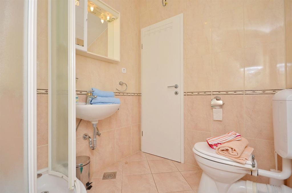Apartments Sime Vodice Luaran gambar